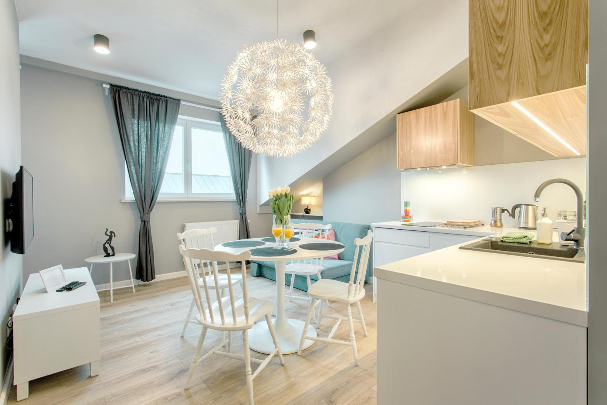 Tyzenhauz Apartments Arianska Street คราคูฟ ภายนอก รูปภาพ