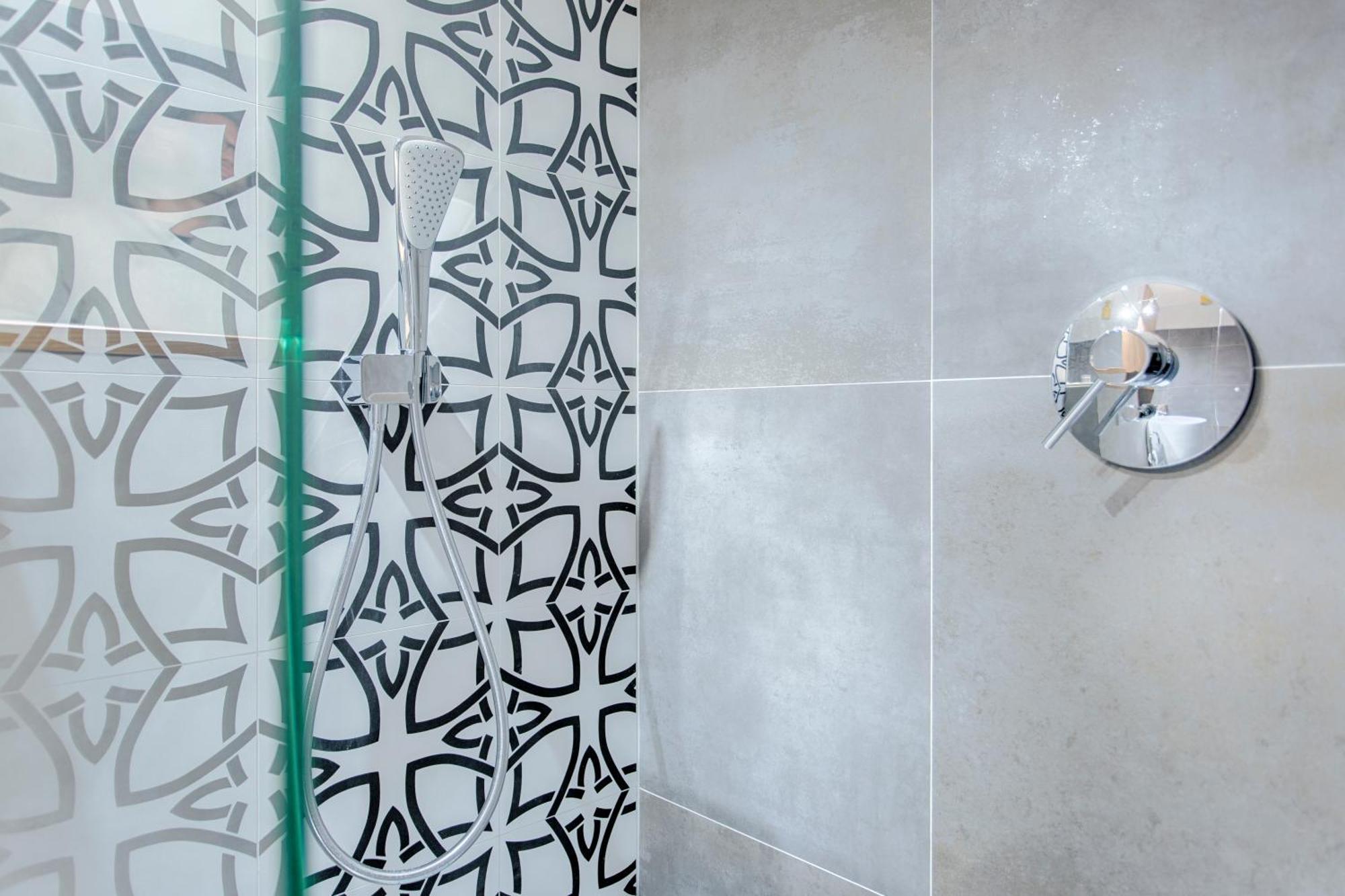 Tyzenhauz Apartments Arianska Street คราคูฟ ภายนอก รูปภาพ
